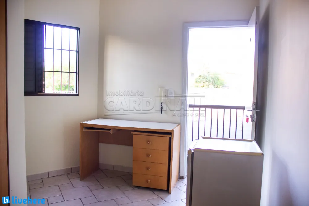 Apartamento / Kitchnet com Condom&iacute;nio em Campinas Alugar por R$1.050,00