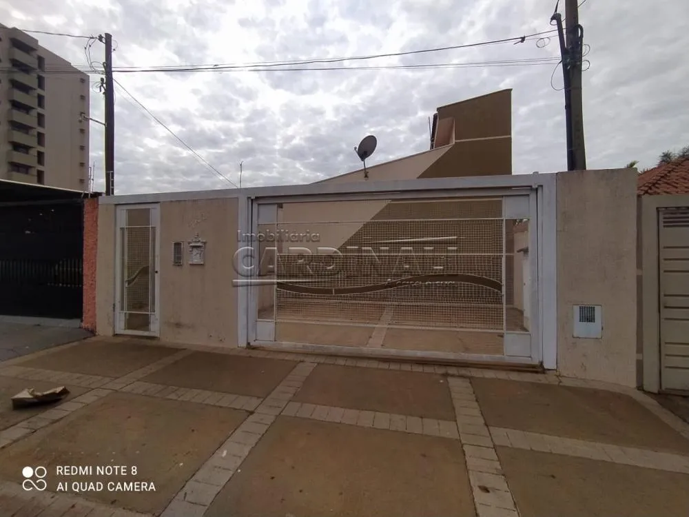 Apartamento / Kitchnet em Araraquara Alugar por R$700,00