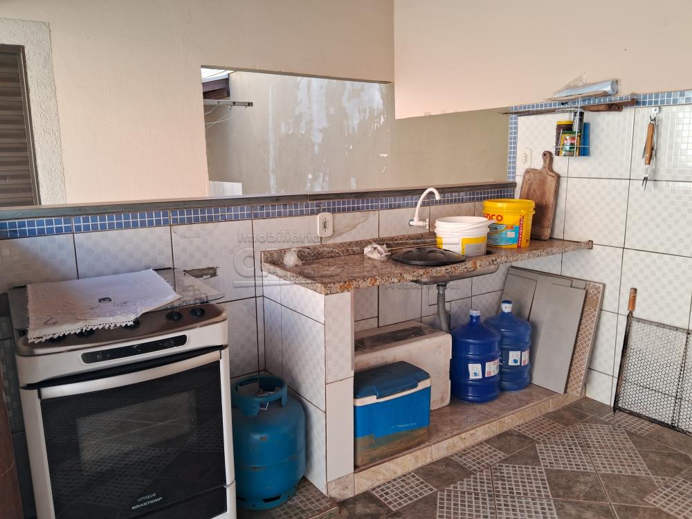 Alugar Casa / Padr&atilde;o em Araraquara R$ 2.200,00 - Foto 9