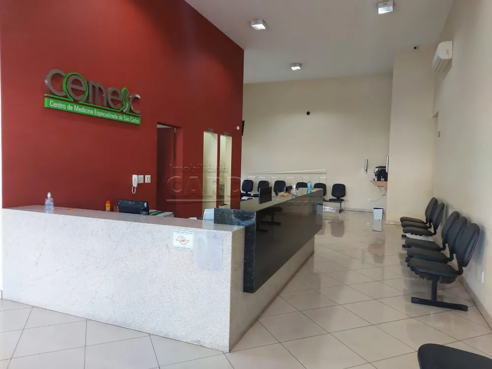 Comercial / Sala em S&atilde;o Carlos 