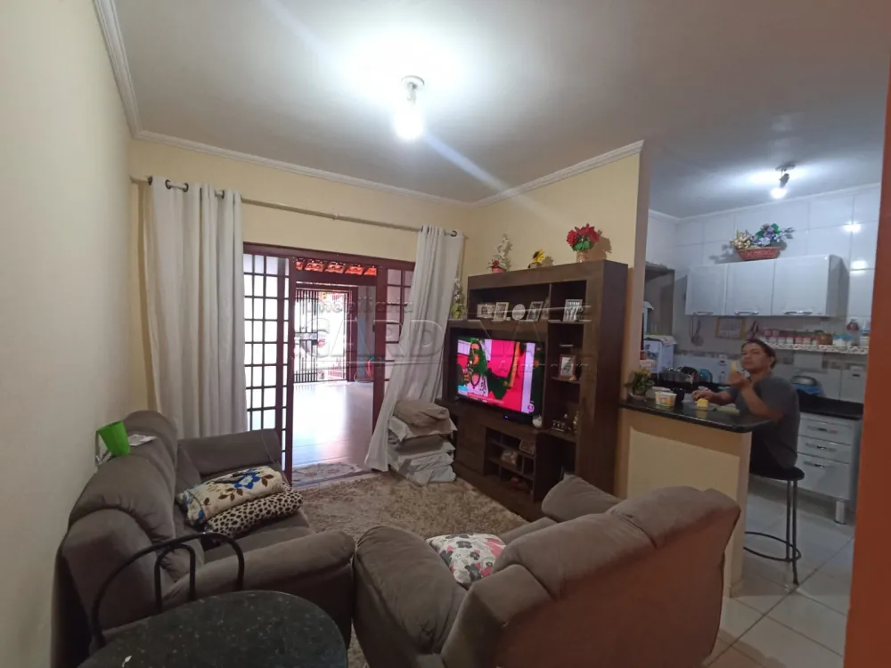 Comprar Casa / Padr&atilde;o em S&atilde;o Carlos R$ 230.000,00 - Foto 5