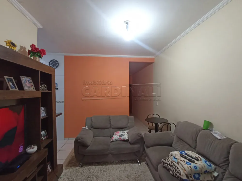 Comprar Casa / Padr&atilde;o em S&atilde;o Carlos R$ 230.000,00 - Foto 4