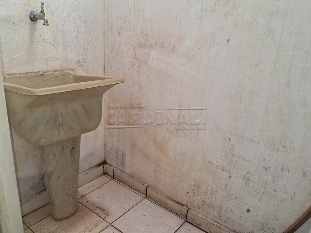 Alugar Apartamento / Kitchnet em Araraquara R$ 800,00 - Foto 4