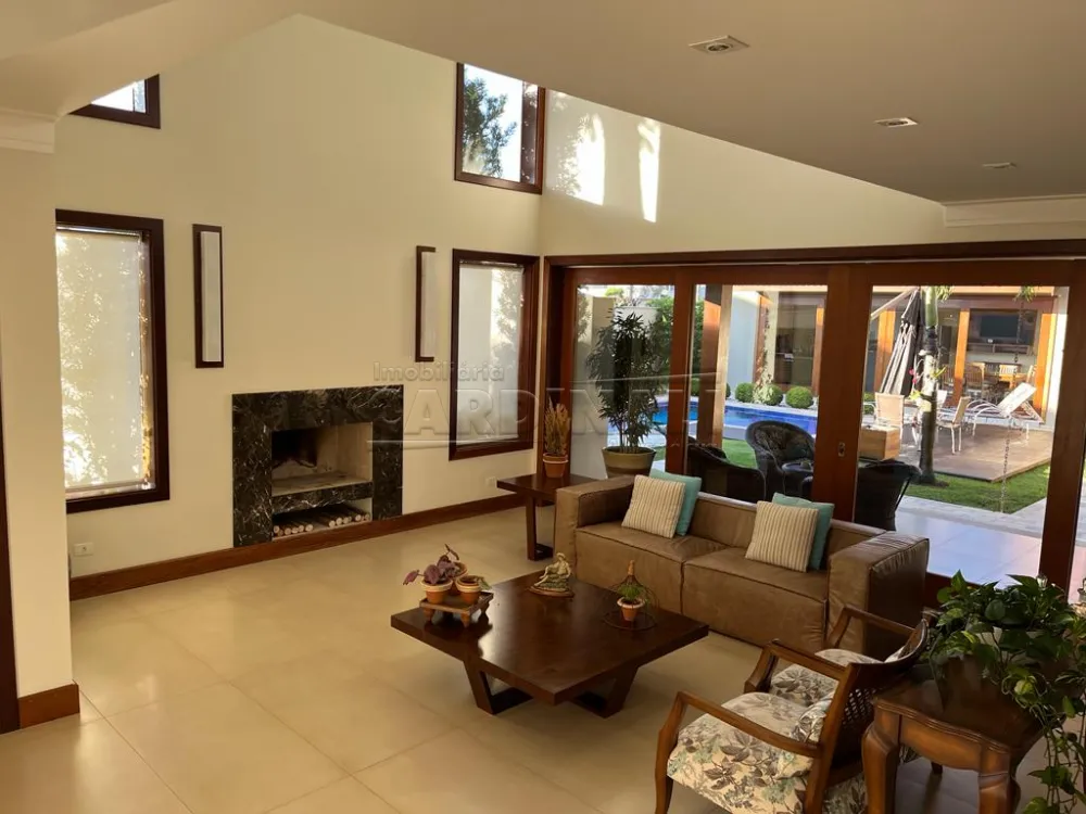 Casa / Condom&iacute;nio em S&atilde;o Carlos 