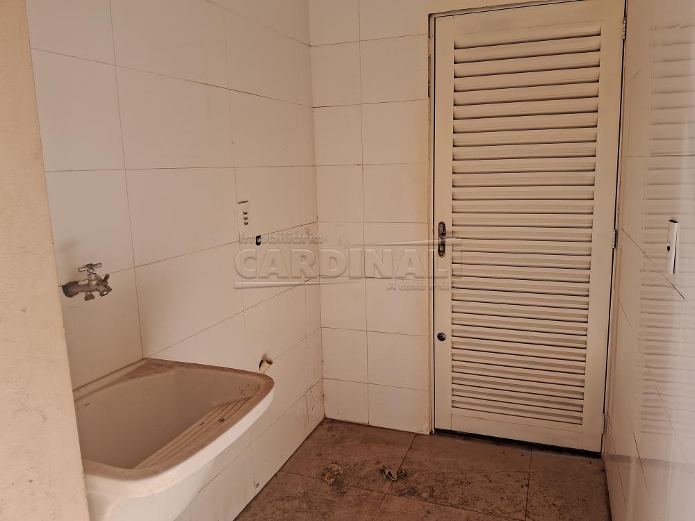 Alugar Casa / Padr&atilde;o em Araraquara R$ 1.112,00 - Foto 2