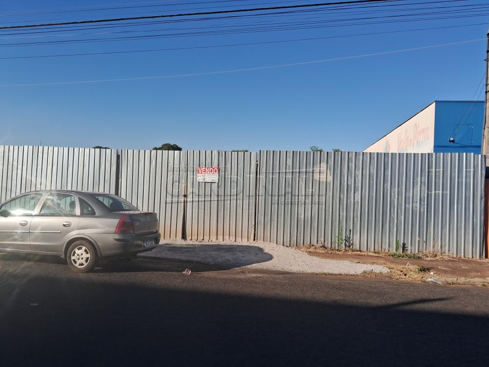 Comprar Comercial / Terreno em Araraquara R$ 220.000,00 - Foto 1