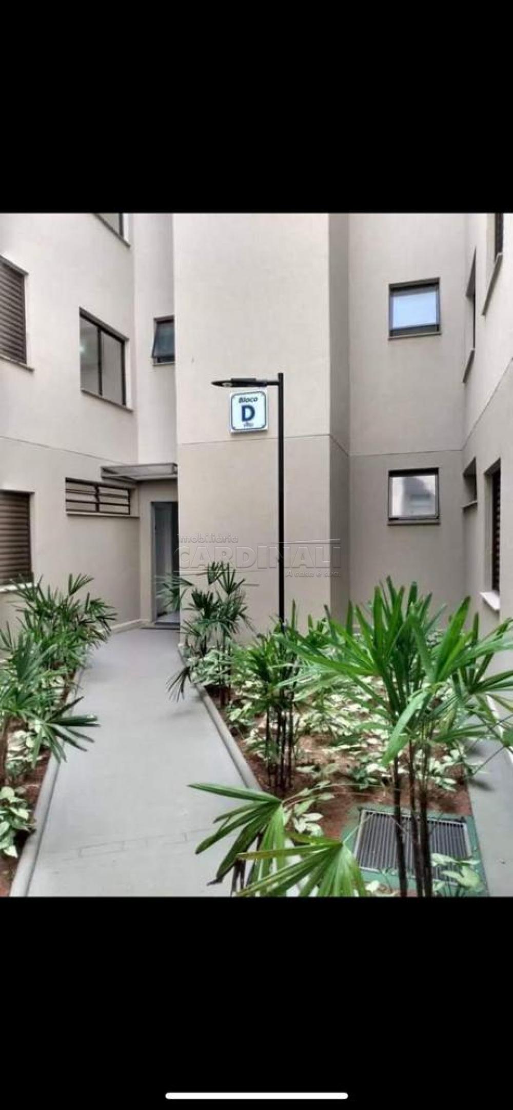 Comprar Apartamento / Padr&atilde;o em Araraquara R$ 155.000,00 - Foto 2