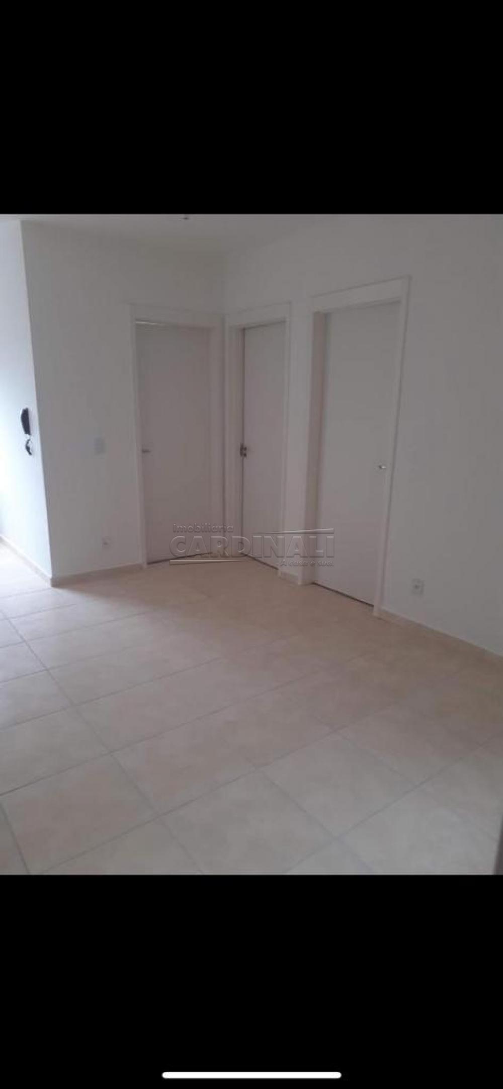 Comprar Apartamento / Padr&atilde;o em Araraquara R$ 155.000,00 - Foto 15