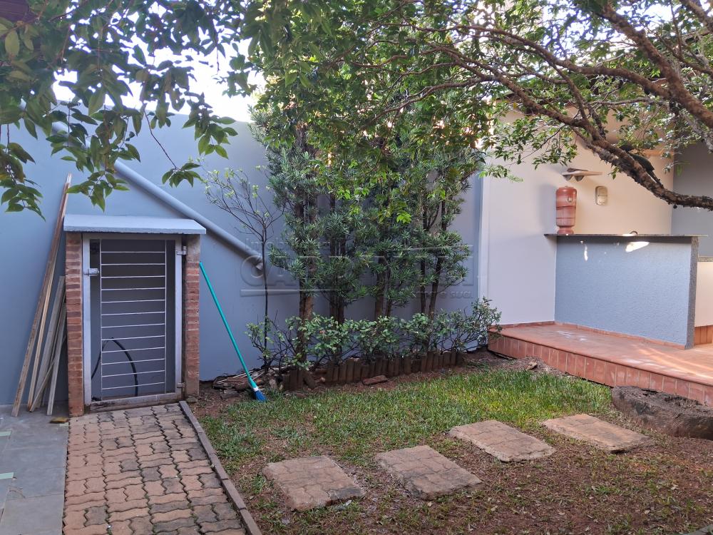 Alugar Casa / Padr&atilde;o em Araraquara R$ 1.800,00 - Foto 20