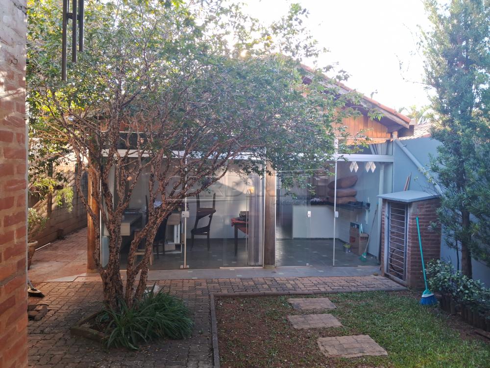 Alugar Casa / Padr&atilde;o em Araraquara R$ 1.800,00 - Foto 21