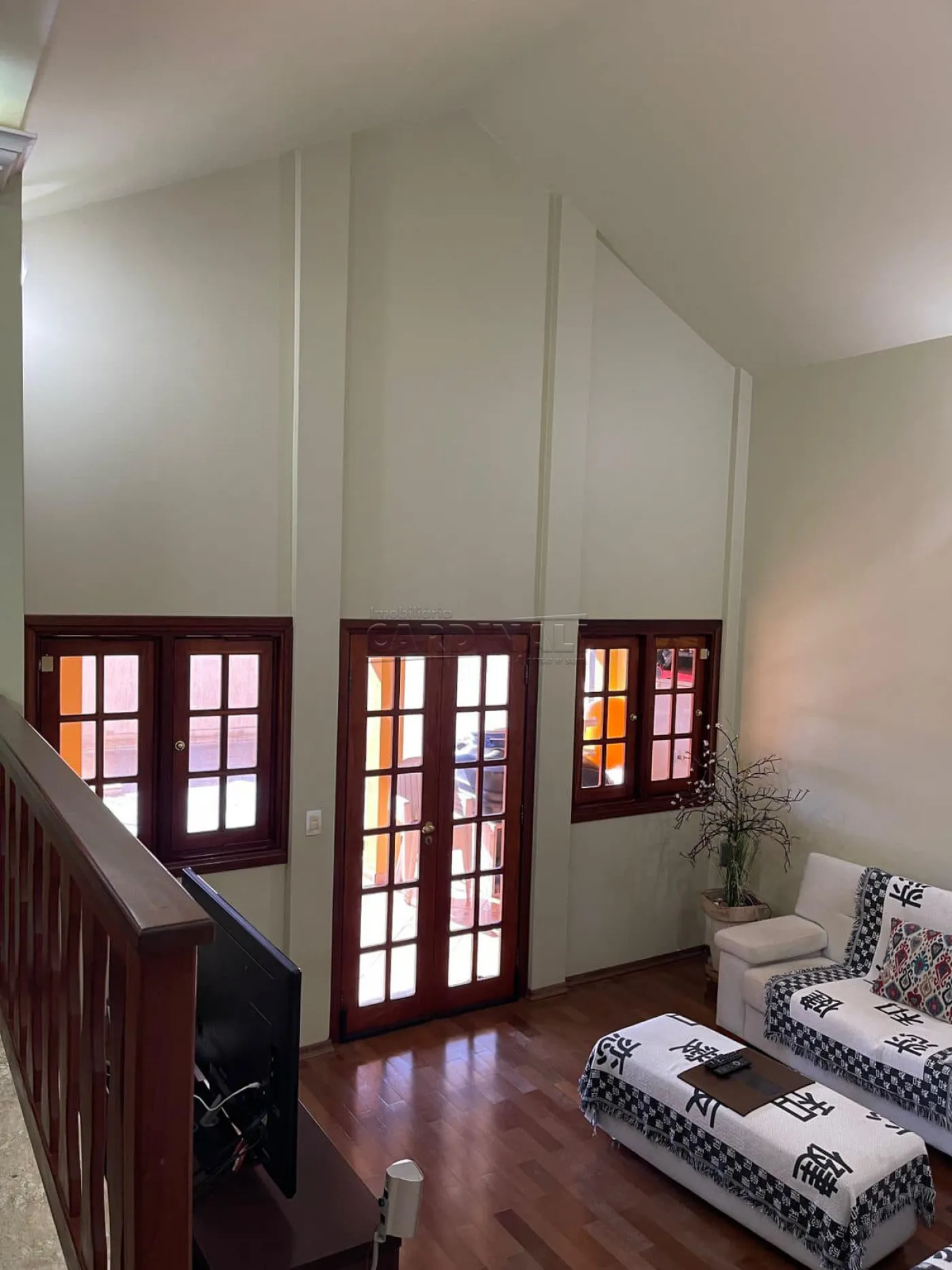 Comprar Casa / Padr&atilde;o em S&atilde;o Carlos R$ 695.000,00 - Foto 4