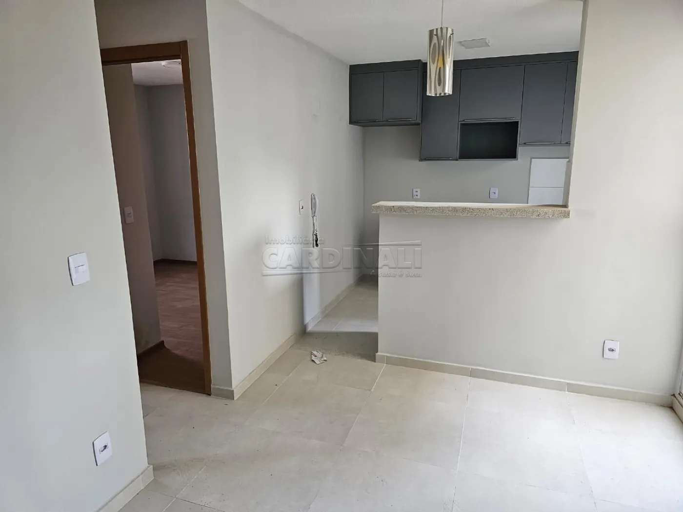 Alugar Apartamento / Padr&atilde;o em S&atilde;o Carlos R$ 1.223,00 - Foto 9