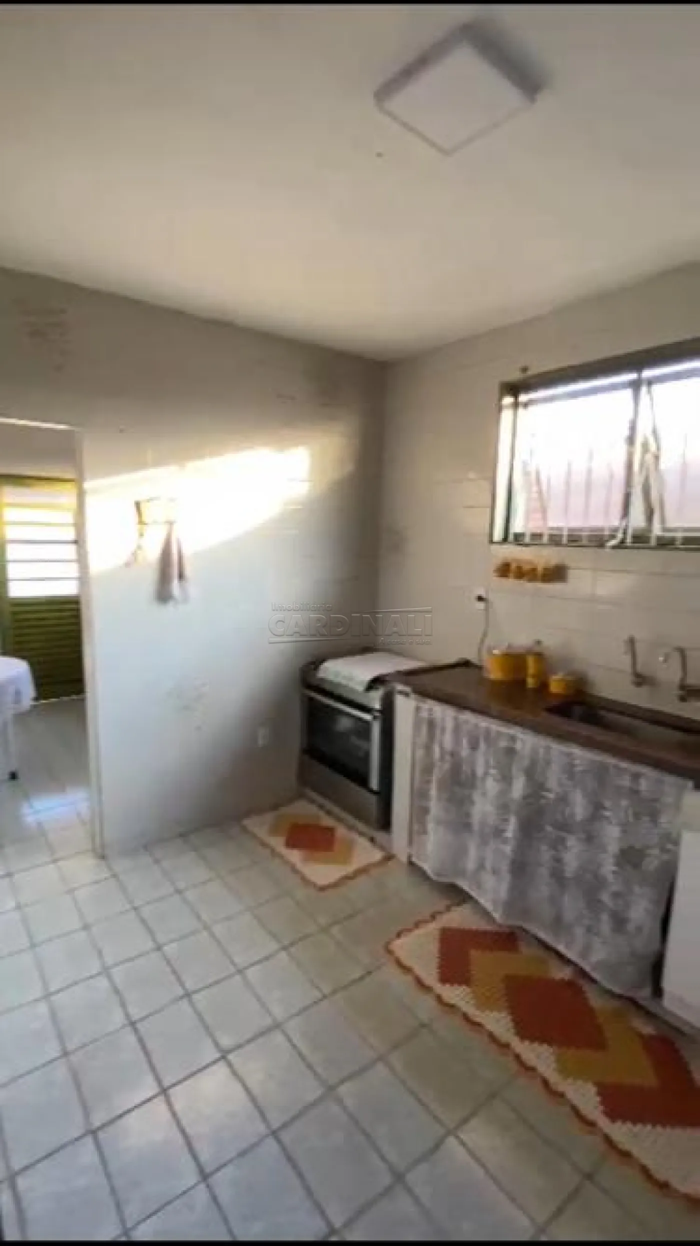 Comprar Casa / Padr&atilde;o em Araraquara R$ 510.000,00 - Foto 4
