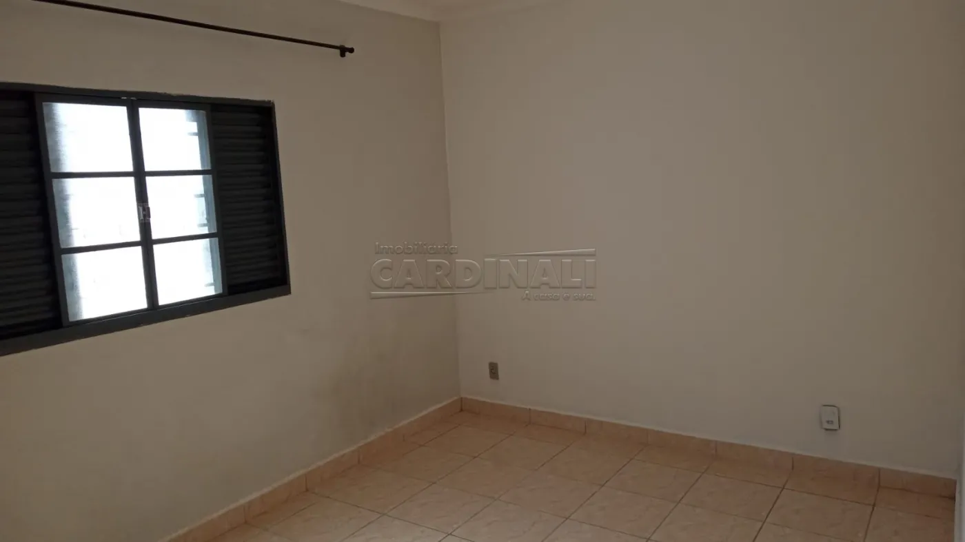 Alugar Apartamento / Padr&atilde;o em S&atilde;o Carlos R$ 1.445,00 - Foto 4