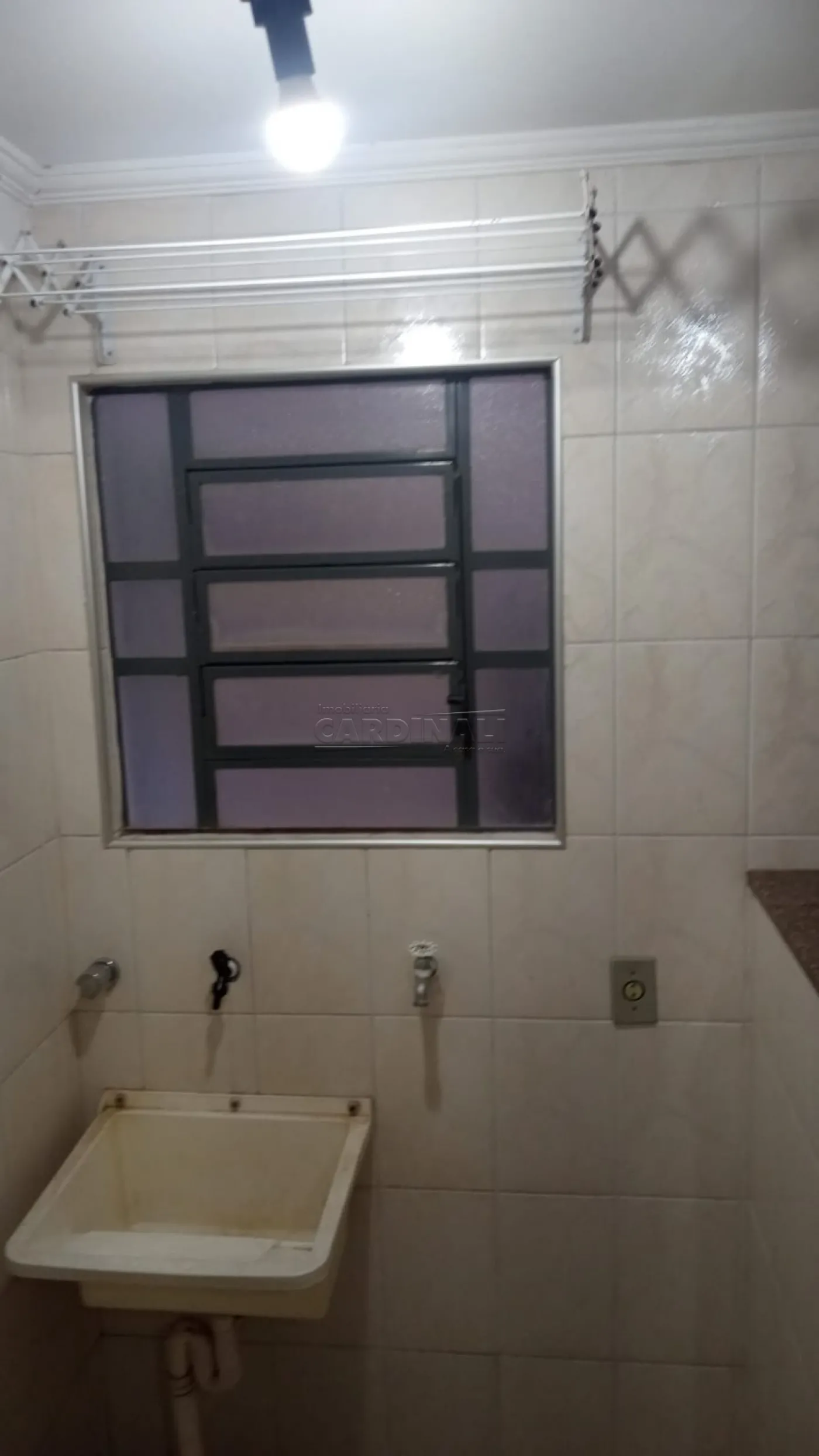 Alugar Apartamento / Padr&atilde;o em S&atilde;o Carlos R$ 1.445,00 - Foto 11