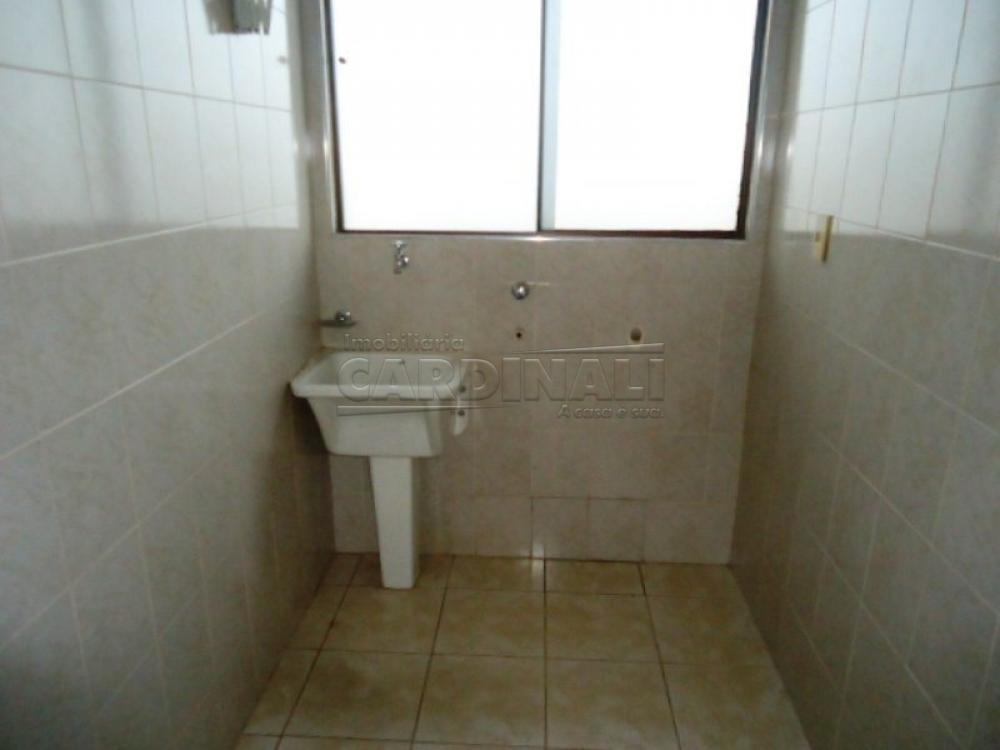 Alugar Apartamento / Padr&atilde;o em S&atilde;o Carlos R$ 930,00 - Foto 9