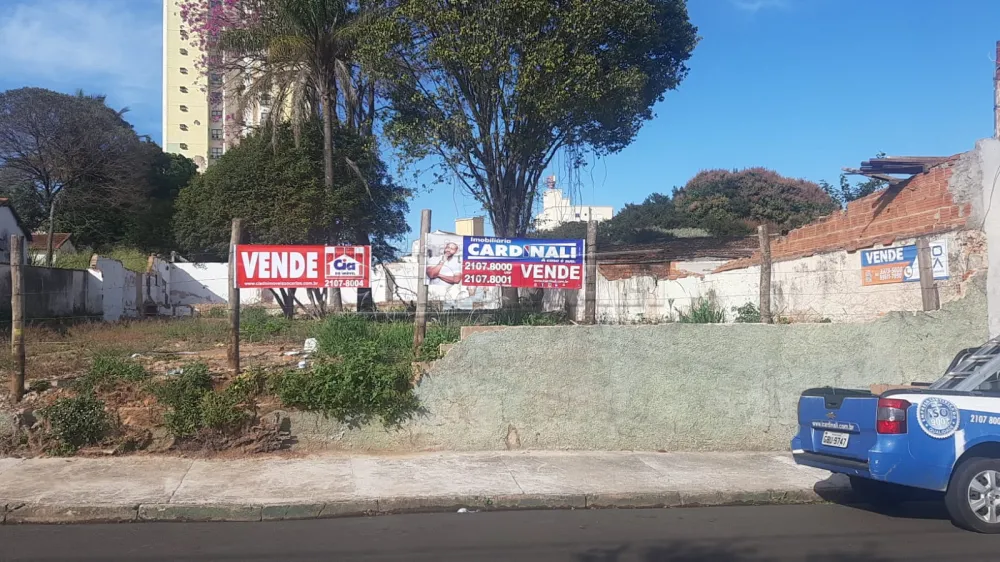 Terreno / Padrão em São Carlos , Comprar por R$1.700.000,00