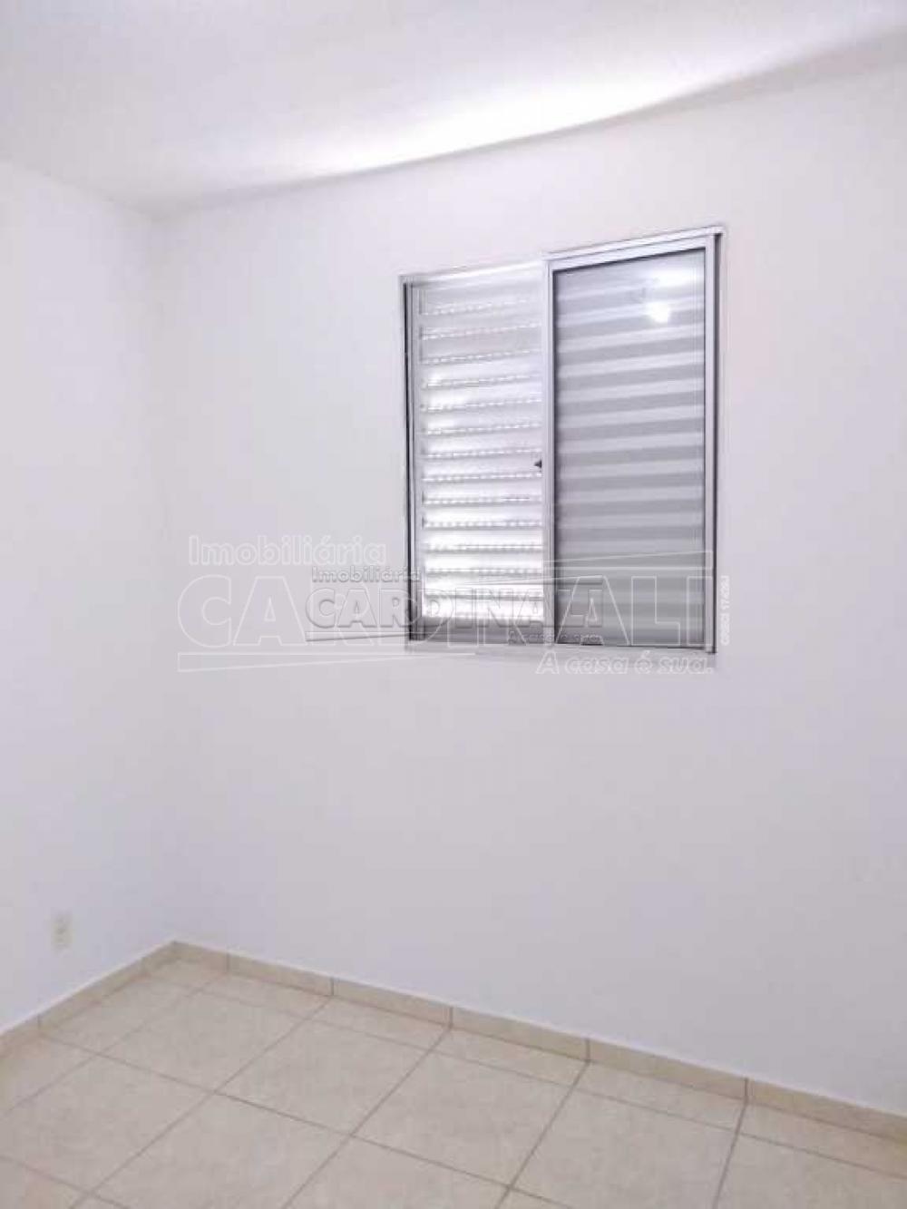 Alugar Apartamento / Padr&atilde;o em S&atilde;o Carlos R$ 1.112,00 - Foto 6