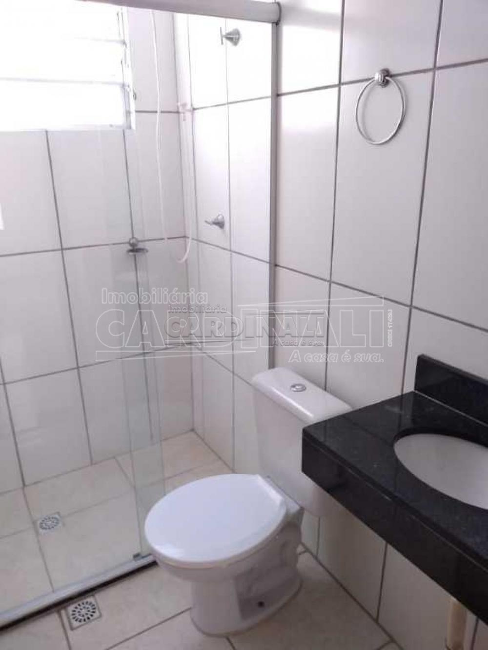 Alugar Apartamento / Padr&atilde;o em S&atilde;o Carlos R$ 1.112,00 - Foto 7