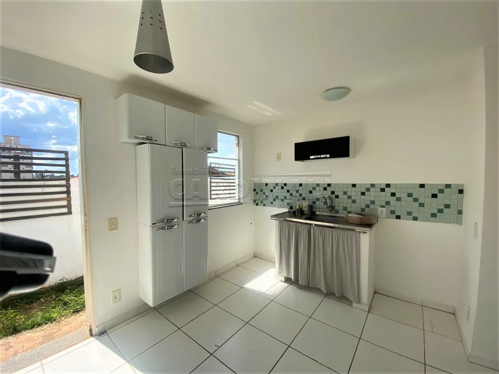 Alugar Casa / Sobrado em S&atilde;o Carlos R$ 1.360,00 - Foto 6