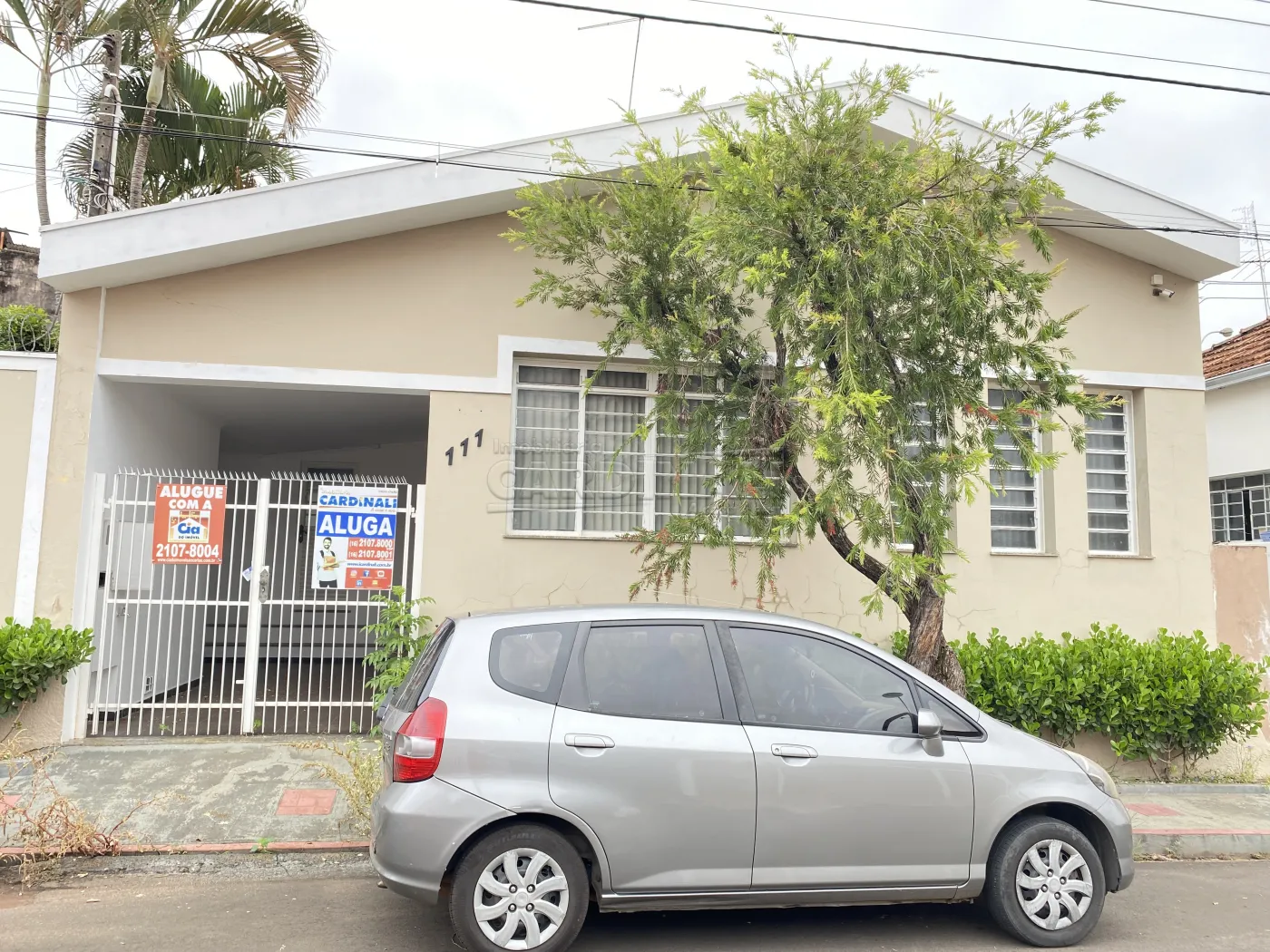 Alugar Casa / Padr&atilde;o em S&atilde;o Carlos R$ 2.167,00 - Foto 1