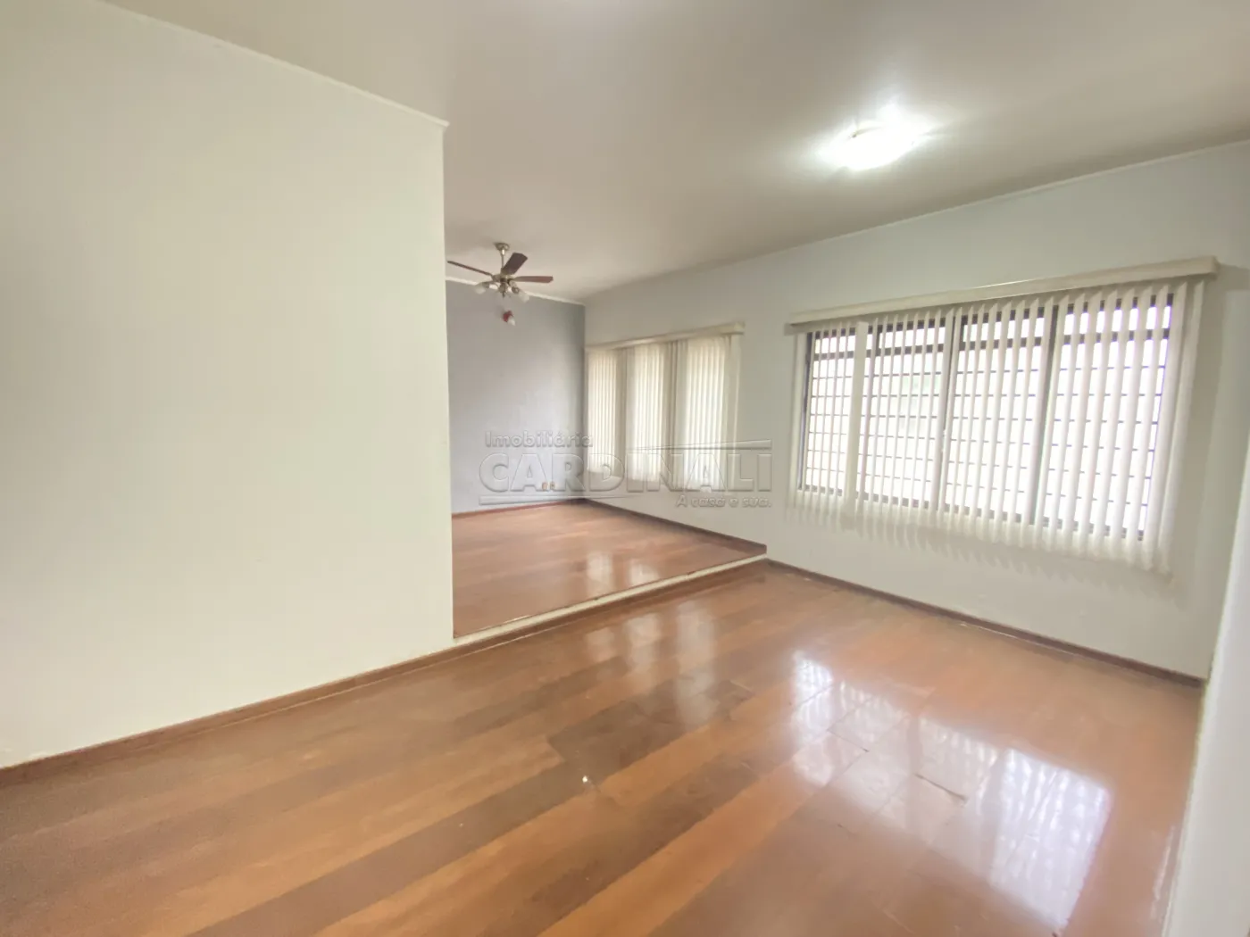 Alugar Casa / Padr&atilde;o em S&atilde;o Carlos R$ 2.167,00 - Foto 3