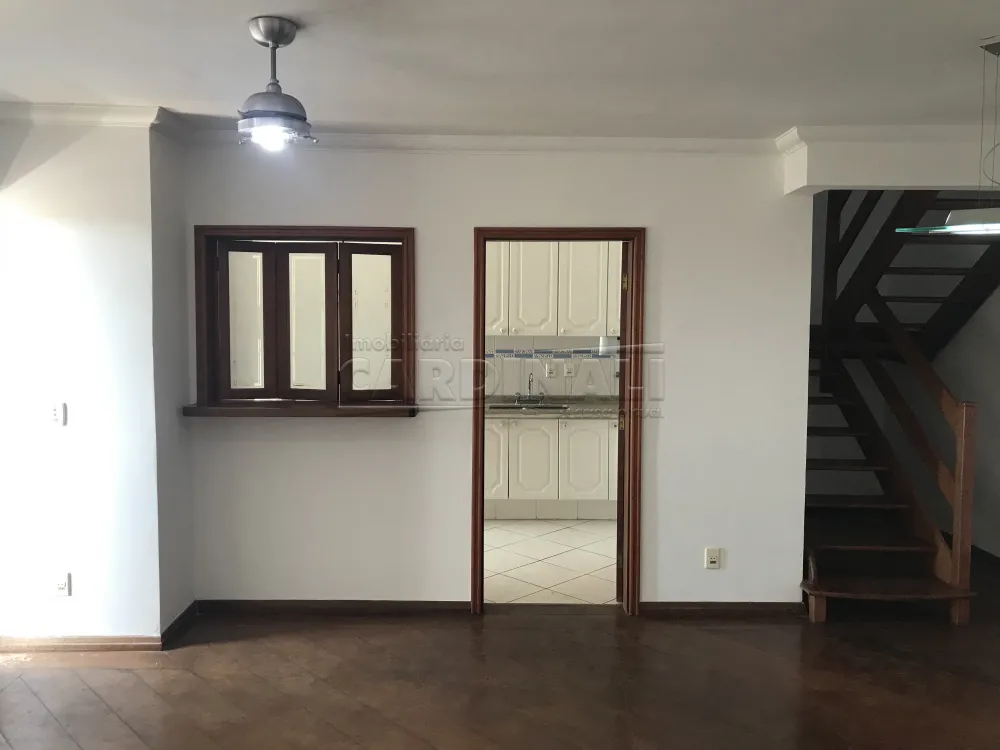 Alugar Apartamento / Duplex em S&atilde;o Carlos R$ 1.667,00 - Foto 4