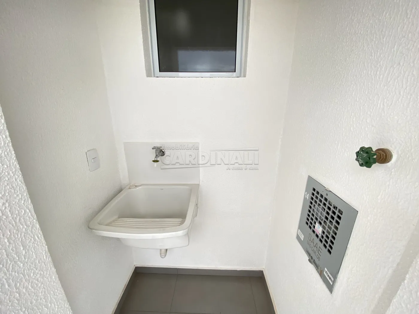 Alugar Apartamento / Kitchnet em S&atilde;o Carlos R$ 1.020,00 - Foto 6