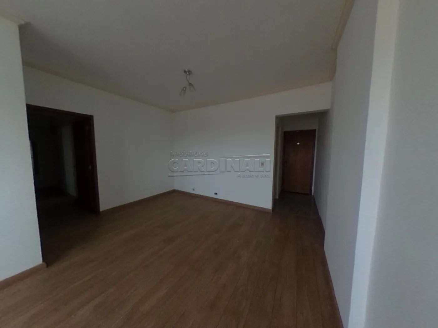 Apartamento / Padr&atilde;o em S&atilde;o Carlos 