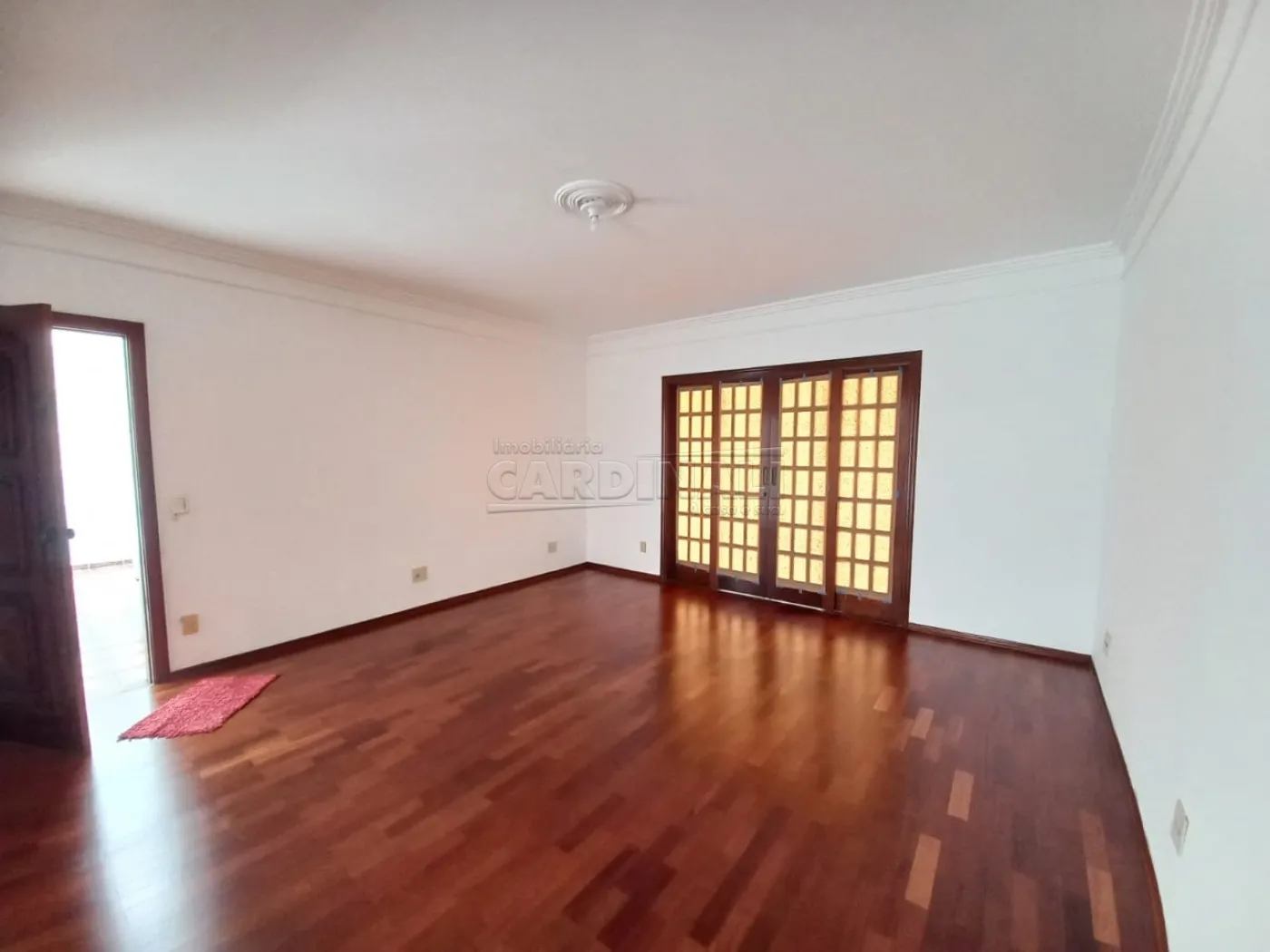 Comprar Casa / Padr&atilde;o em S&atilde;o Carlos R$ 850.000,00 - Foto 2