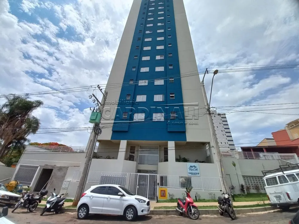 Alugar Apartamento / Padr&atilde;o em S&atilde;o Carlos R$ 2.223,00 - Foto 1