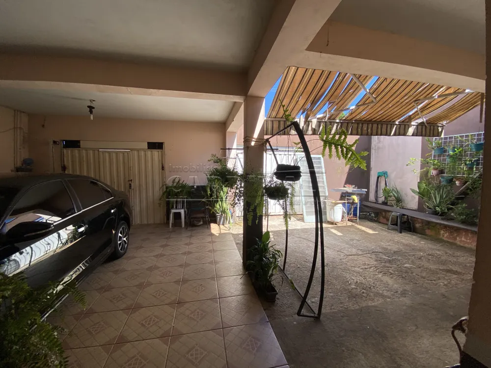 Comprar Casa / Padr&atilde;o em S&atilde;o Carlos R$ 240.000,00 - Foto 1