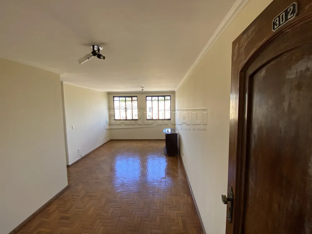 Alugar Apartamento / Padr&atilde;o em S&atilde;o Carlos R$ 1.111,25 - Foto 5