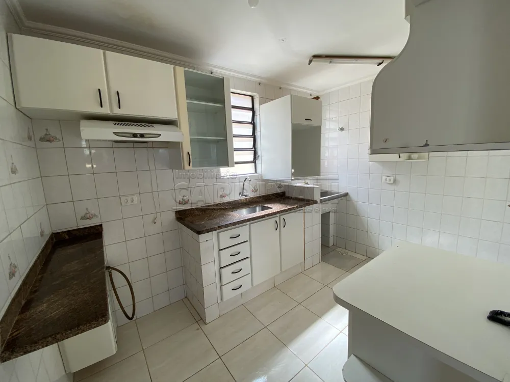Alugar Apartamento / Padr&atilde;o em S&atilde;o Carlos R$ 1.111,25 - Foto 18