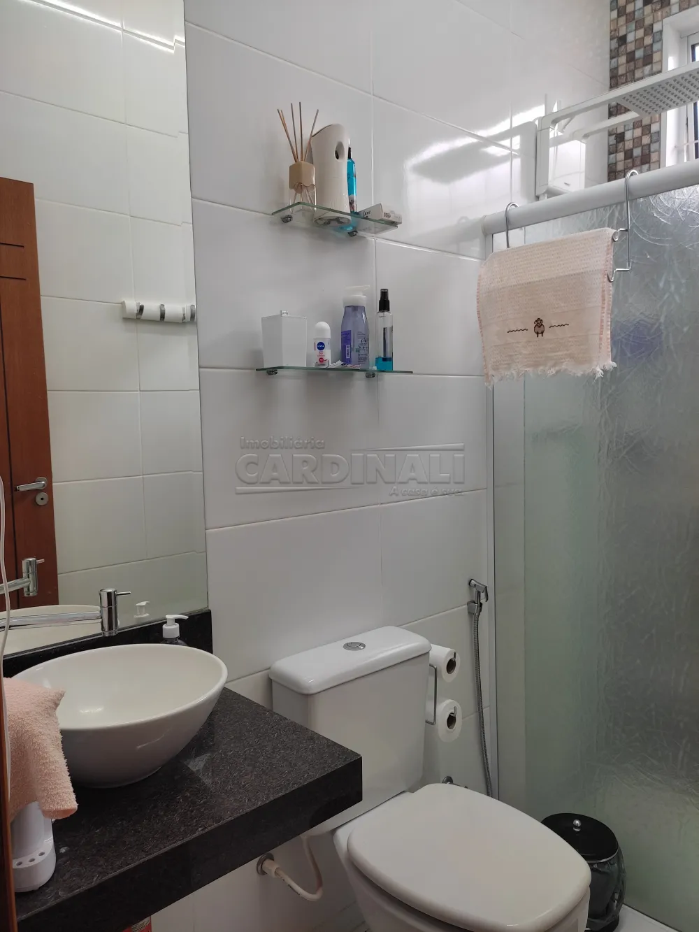 Comprar Casa / Padr&atilde;o em Araraquara R$ 420.000,00 - Foto 7