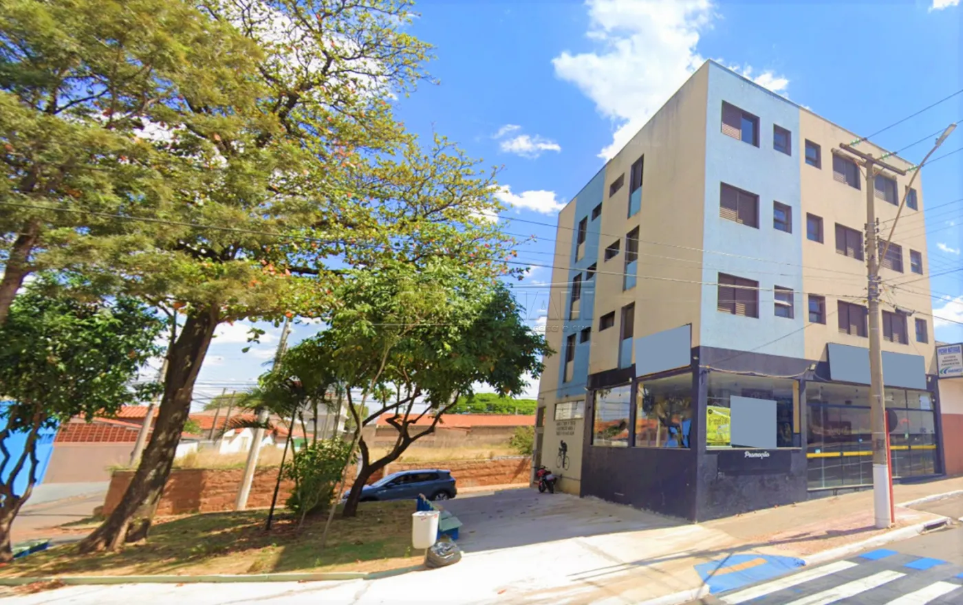 Apartamento / Padr&atilde;o em S&atilde;o Carlos Alugar por R$1.567,00