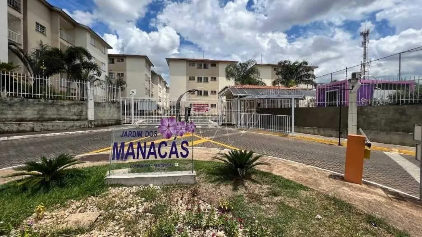 Apartamento / Padr&atilde;o em Araraquara Alugar por R$765,99