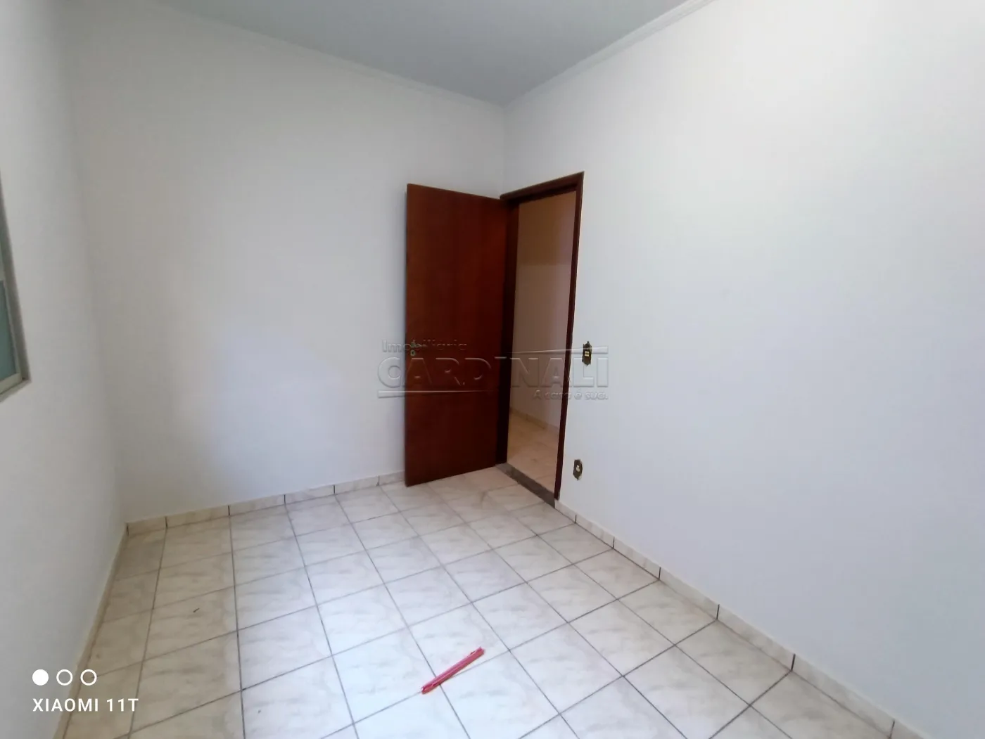Alugar Casa / Padr&atilde;o em S&atilde;o Carlos R$ 1.389,00 - Foto 10