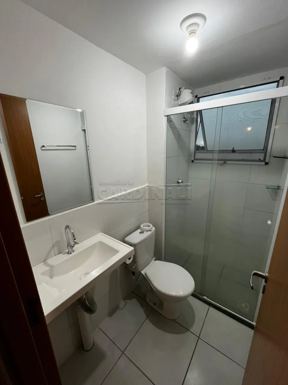 Alugar Apartamento / Padr&atilde;o em S&atilde;o Carlos R$ 1.000,00 - Foto 10