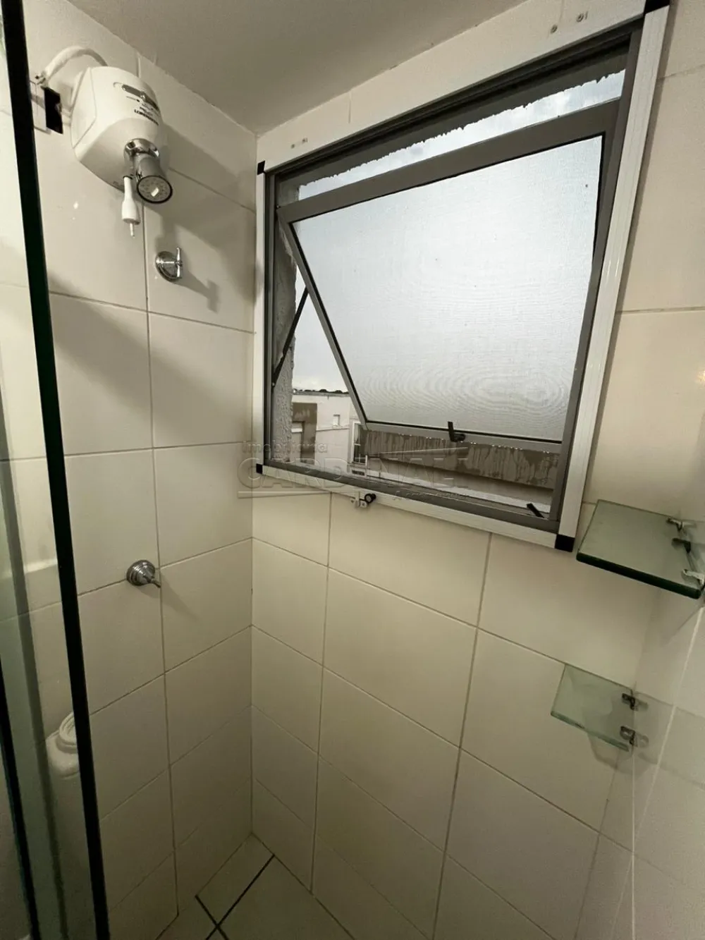 Alugar Apartamento / Padr&atilde;o em S&atilde;o Carlos R$ 1.000,00 - Foto 13