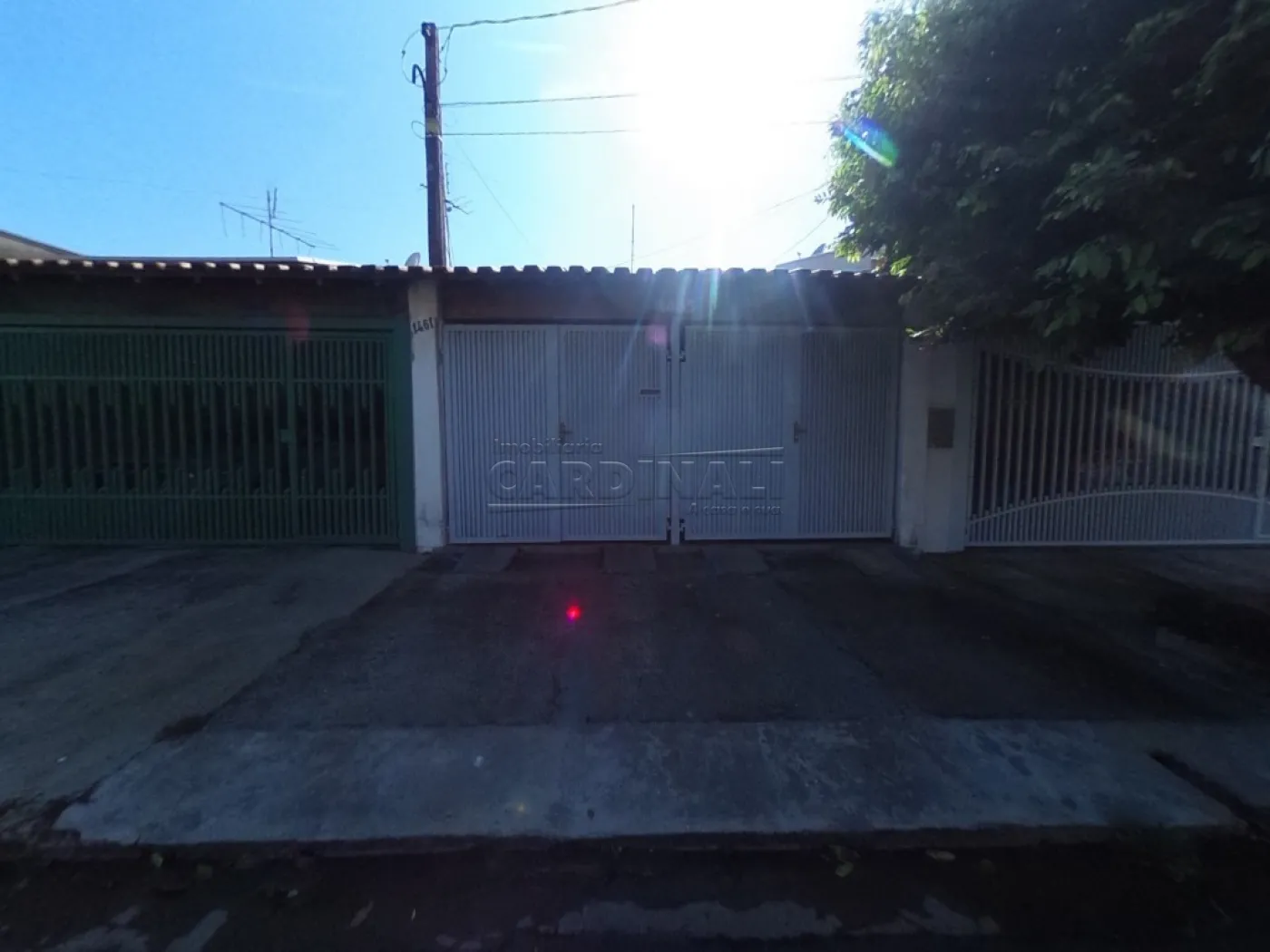 Casa / Padr&atilde;o em S&atilde;o Carlos Alugar por R$1.445,00