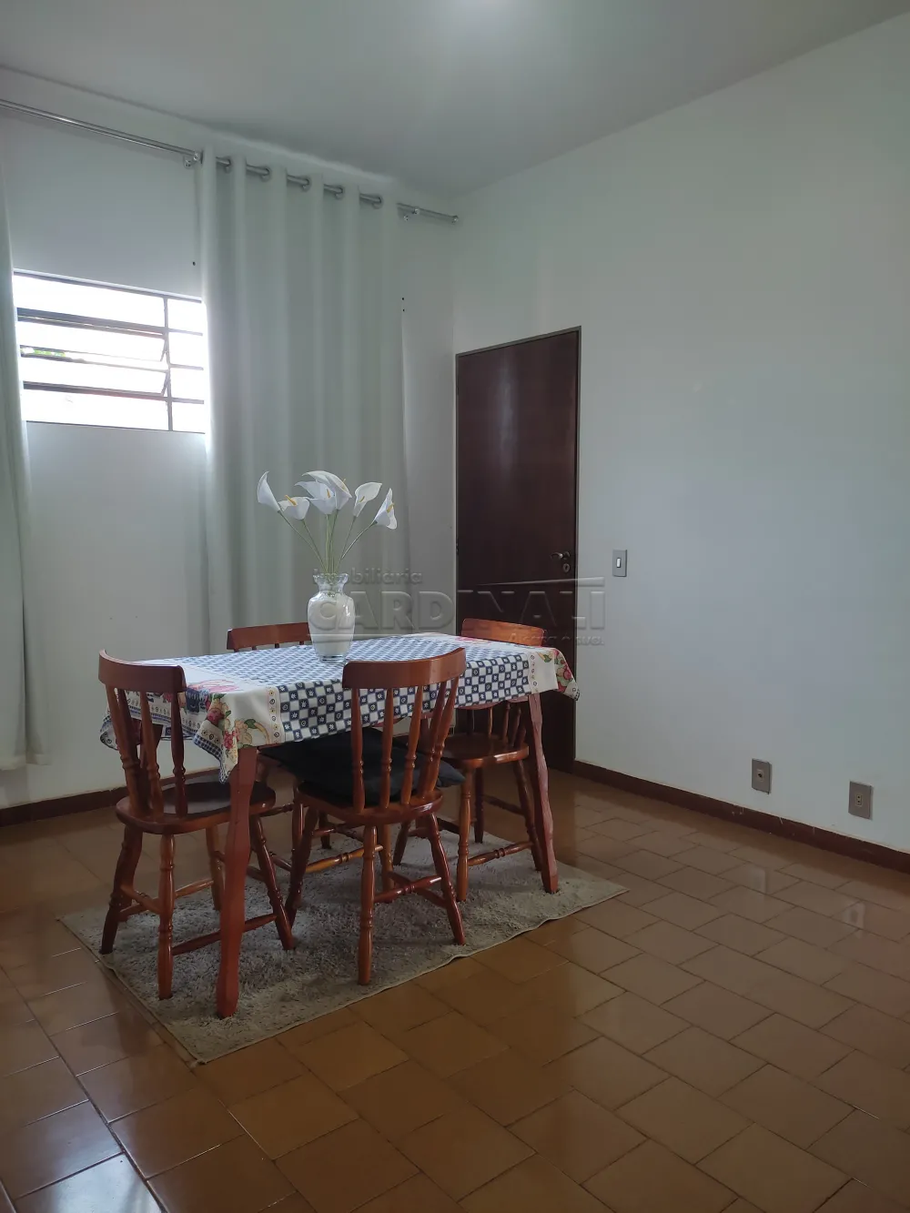 Comprar Casa / Padr&atilde;o em Araraquara R$ 700.000,00 - Foto 2