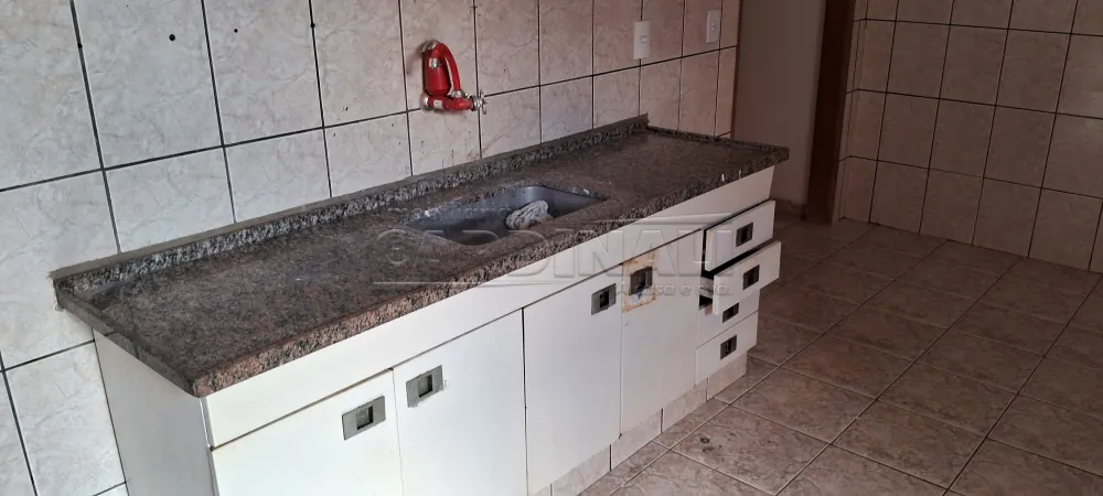 Alugar Casa / Padr&atilde;o em Araraquara R$ 850,00 - Foto 7