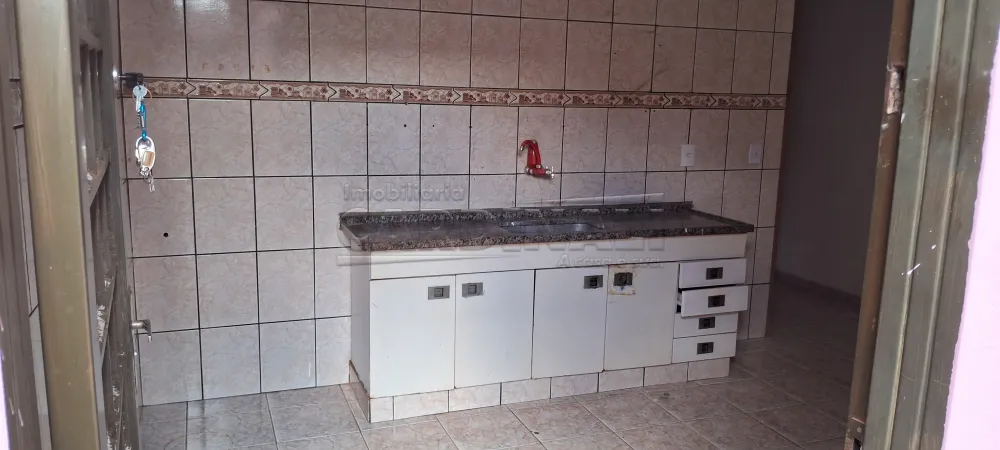 Alugar Casa / Padr&atilde;o em Araraquara R$ 850,00 - Foto 6