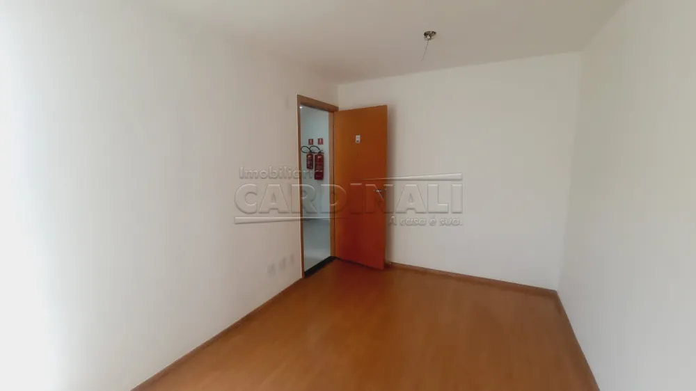 Alugar Apartamento / Padr&atilde;o em S&atilde;o Carlos R$ 1.556,00 - Foto 7