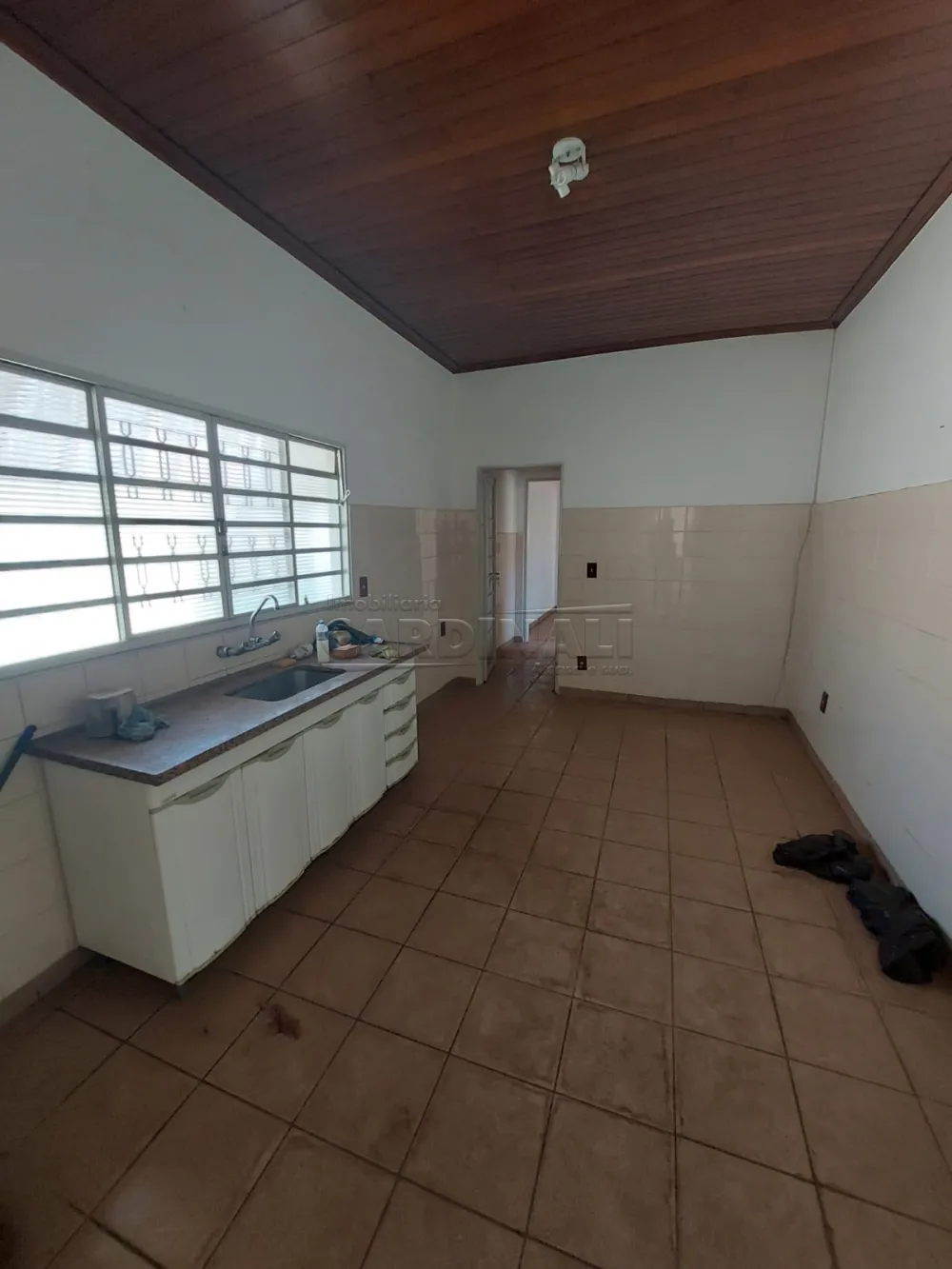 Comprar Casa / Padr&atilde;o em Araraquara R$ 450.000,00 - Foto 3