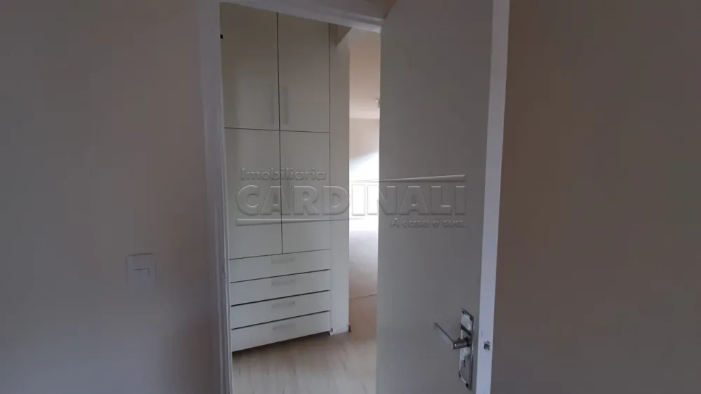 Alugar Apartamento / Padr&atilde;o em Araraquara R$ 600,00 - Foto 8
