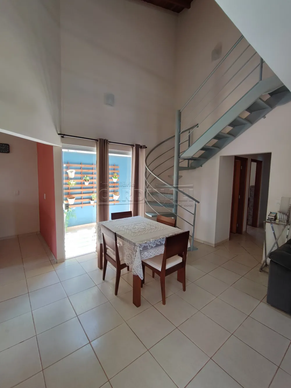 Comprar Casa / Padr&atilde;o em Araraquara R$ 530.000,00 - Foto 6