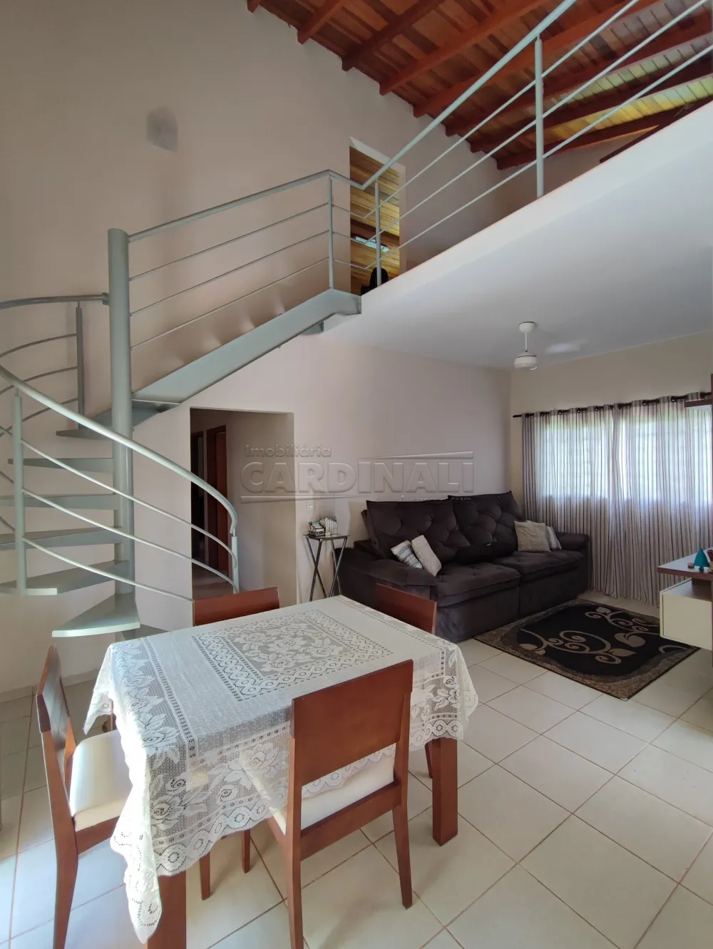Comprar Casa / Padr&atilde;o em Araraquara R$ 530.000,00 - Foto 5