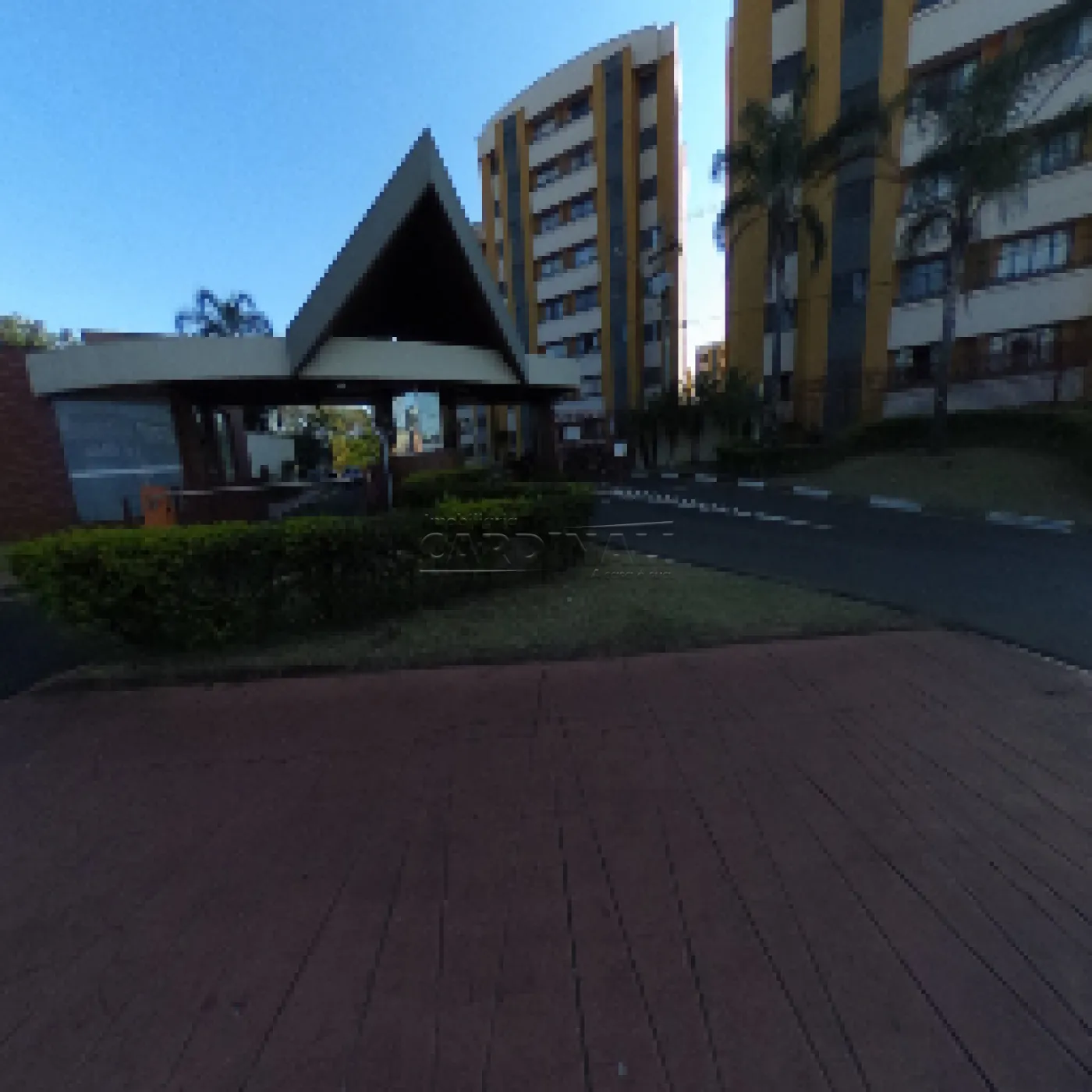 Apartamento / Padr&atilde;o em S&atilde;o Carlos 